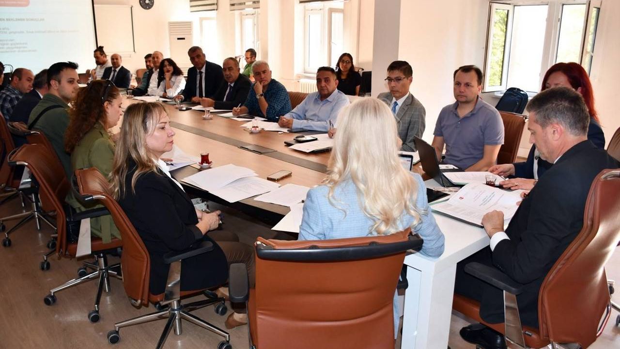 Mesleki eğitimde üretim odaklı gelecek tasarımı paydaş toplantısı