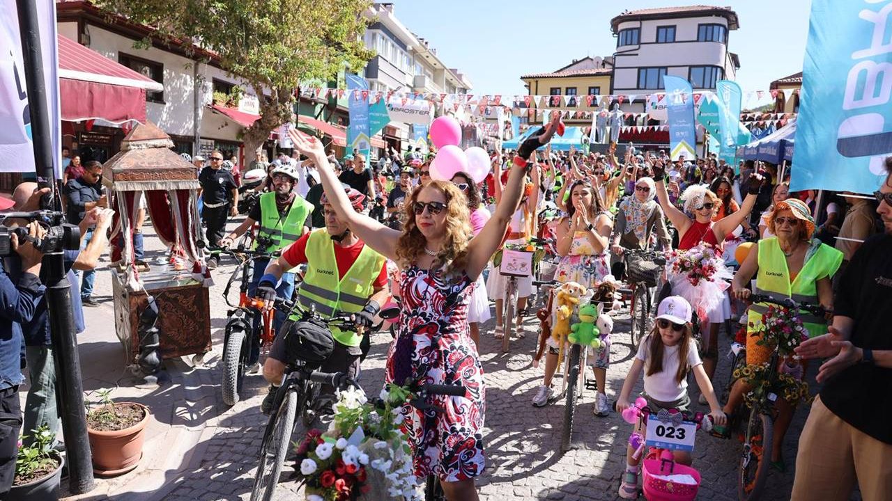 Bisiklet turu büyük ilgi gördü