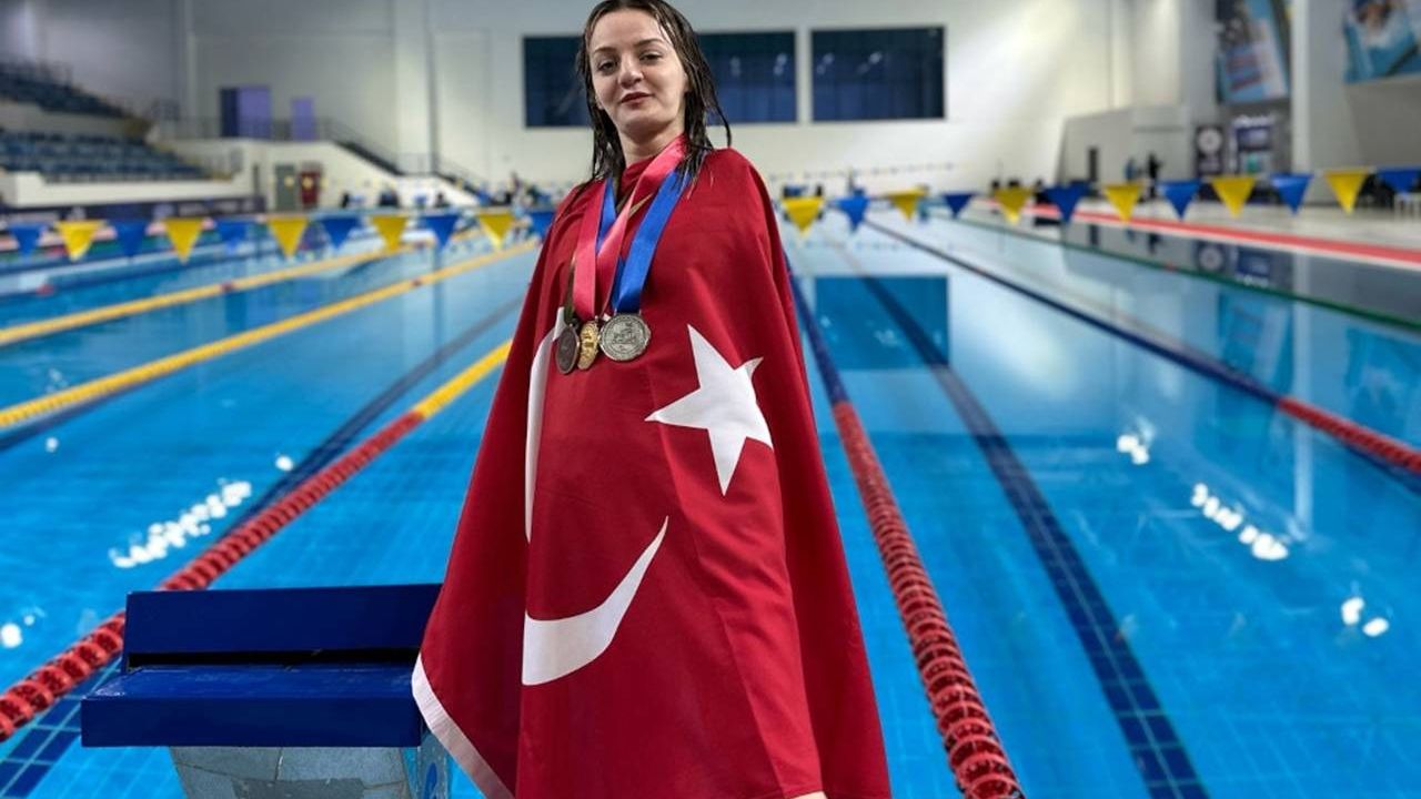 Sümeyye Boyacı, dünya şampiyonası için Singapur yolcusu