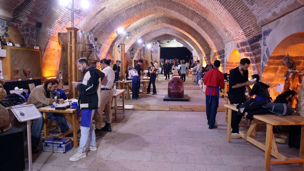 Cam ve Lületaşı Festivallerinde sanatçılar çalışmalarını bitirdi