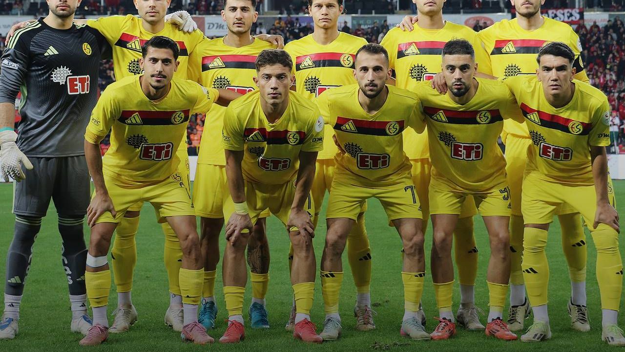 Eskişehirspor yeni hocasıyla ilk maçta 2 puan kaybetti
