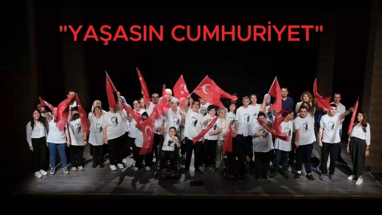 “Kamera Benimle” projesinin ilk filmi “Cumhuriyet”