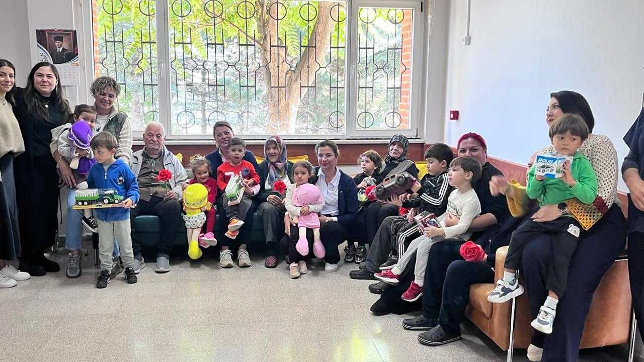 Miniklerden anlamlı jest