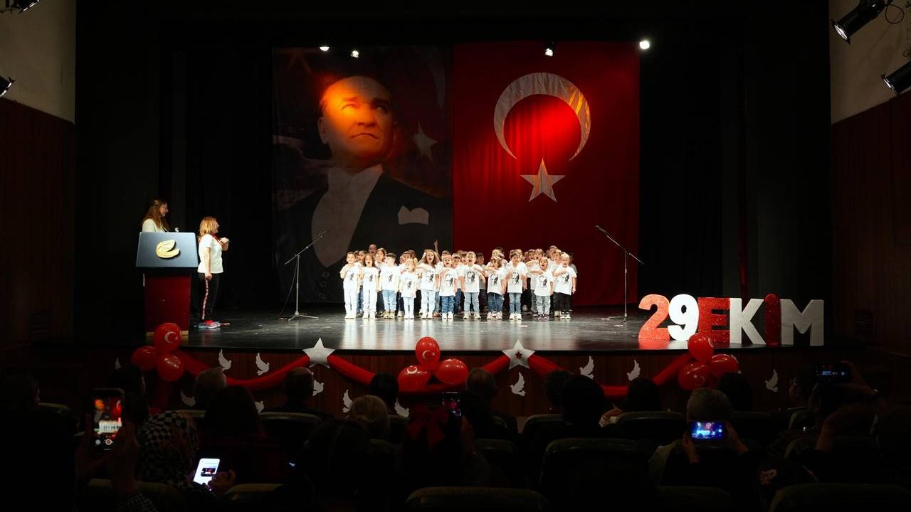 Miniklerden muhteşem gösteri