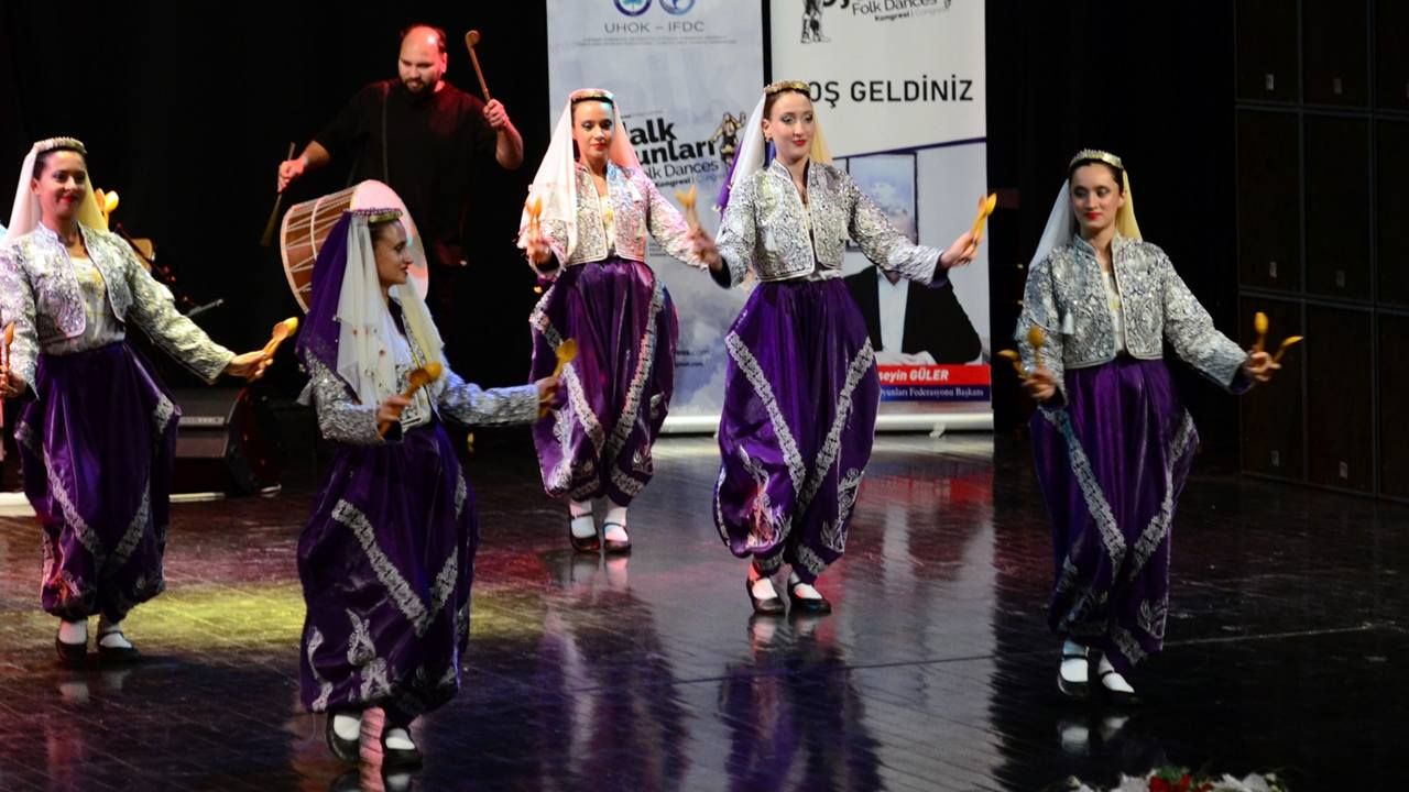 ESOGÜ’de Uluslararası Türk Halk Oyunları Kongresi düzenlendi