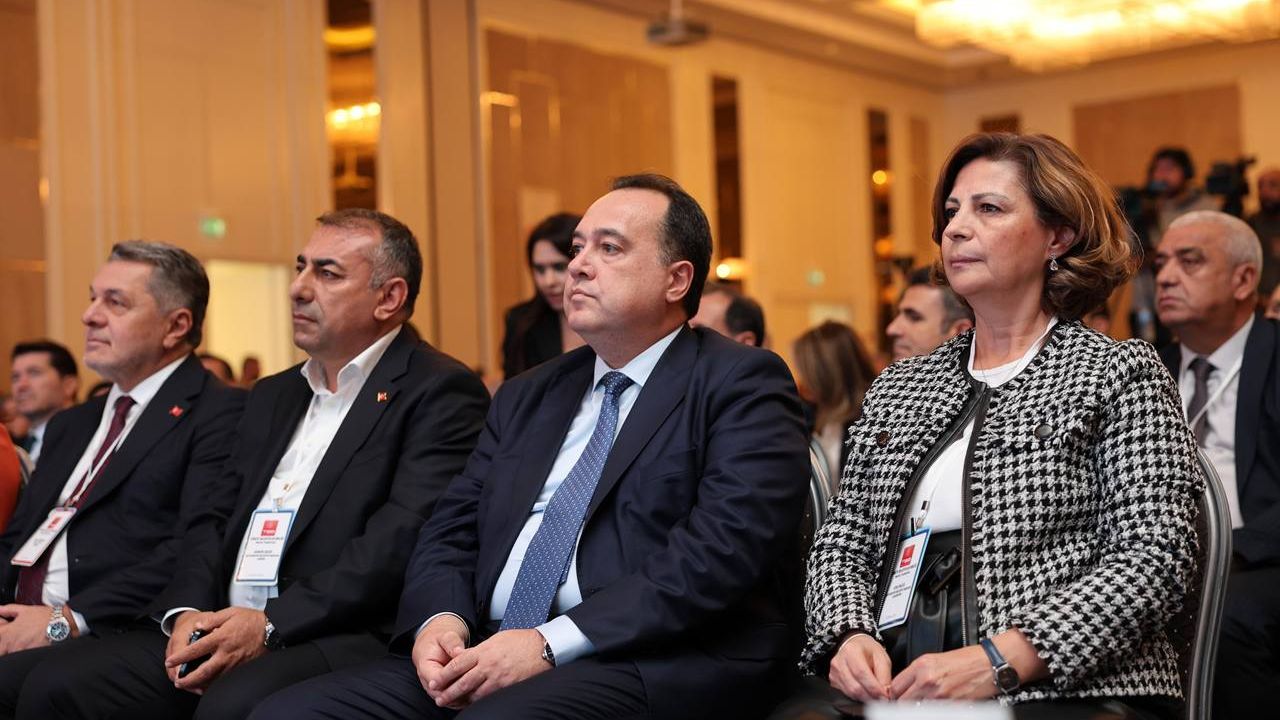 “Yerel yönetimler, demokrasinin en güçlü halkasıdır”