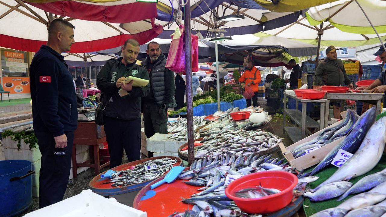 Zabıtadan balık satış yerlerine ortak denetim