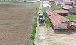İnönü'de yol çalışmaları devam ediyor