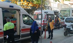 Halk otobüsü ile elektrikli bisikletin çarpıştığı kazada 3 yaralı