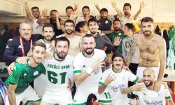 Köy takımı amatöre devam!