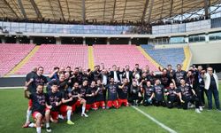 Eskişehirspor 3. Lig'e yükseldi