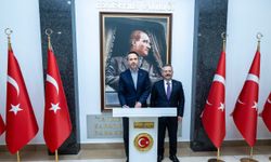 Bakan Bayraktar’dan Eskişehir Valiliği’ne ziyaret