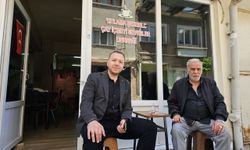 Eskişehir’de sıra dışı bir dernek: “Kıtlama Şekerle Çay İçmeyi Sevenler Derneği”