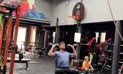 Kıvanç Tatlıtuğ ve oğlunun spor anları sosyal medyada gündem oldu