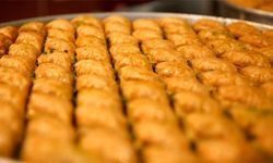 Bayramda baklava fiyatları el yakıyor!