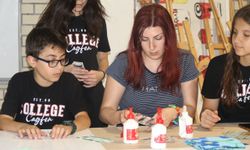 Kadınlar üretiyor çocuklar gülümsüyor: Atık kumaşlardan kitap ayracına