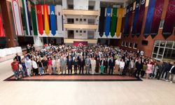 Anadolu Üniversitesi’nde bayram sevinci paylaşıldı