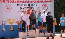 Engelleri aşan sporcular Eskişehir'de yarışıyor