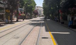 Eskişehir'de bayramın ilk günü sokaklar boş kaldı