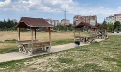 Küçük kıza akran zorbalığı yapan 3 şüpheli mahkemeye çıkmadan tahliye oldu