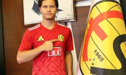 Eskişehirspor’dan orta sahaya genç takviye