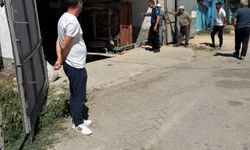 Yem kırma makinesine düşen işçi ağır yaralandı