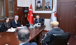 Vali Aksoy, Halk Günlerinde vatandaşları dinledi