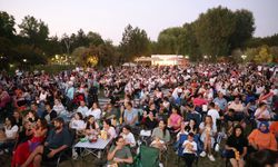 Odunpazarı’nda açık hava film nostaljisi devam ediyor