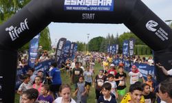 6. Uluslararası Eskişehir Yarı Maratonu'nda renkli görüntüler