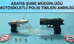 Ruhsatsız tabancayla gezen 2 kişi yakalandı!