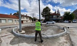 Yenice Mahallesi Meydanı yenileniyor