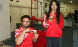 Hoca ve öğrencisinden çifte şampiyonluk