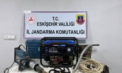 Jandarma suçüstü yakaladı