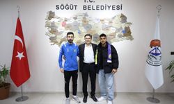 Bilecikli genç futbolcu Eskişehirspor’a transfer oldu