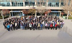 Şehrin en kıdemli öğretmenini ziyaret ettiler