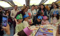 Başkan Ünlüce, çocuk hakları şenliğinde miniklerle buluştu