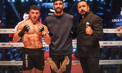 Eskişehirli milli kickboksçu Hollandalı rakibine karşı galip geldi!