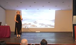 Kedinin sanattaki yolculuğu anlatıldı