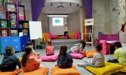 Çocuklar “Sesini Aç!” atölyesinde yerel demokrasiyi deneyimledi