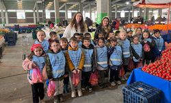 Es Çocuk Evi öğrencileri Yerli Malı Haftası’nda pazarda