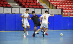 Okul sporları genç a erkek futsal müsabakaları başladı