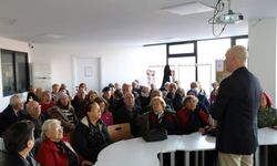 Kıdemli vatandaşların öğrenme yolculuğu devam ediyor