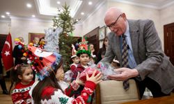 Miniklerden Başkan Kurt’a Yeni Yıl Ziyareti