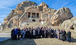 Muharip gaziler ve aileleri Frig Vadileri’ni gezdi