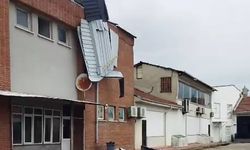 Çankaya Mahallesi'nde fırtına maddi hasara yol açtı