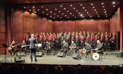 Sivrihisarlılar Derneği korosundan 'Türk Halk Müziği' konseri