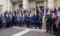 Vali Hüseyin Aksoy valilik makamından ayrıldı