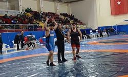 Milli güreşçi Mustafa Can Düzgün, Türkiye Şampiyonası biletini kaptı