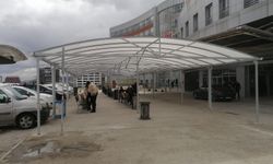 Eskişehir'deki hastaneye yarı kapalı bekleme alanı