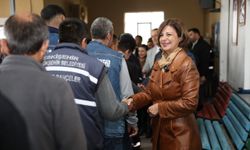 Başkan Ünlüce, Eskişehir'de personelle bayramlaştı